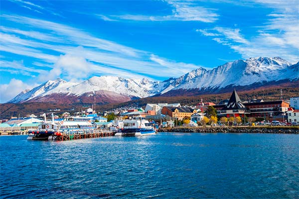 Ushuaia-Argentina.jpg